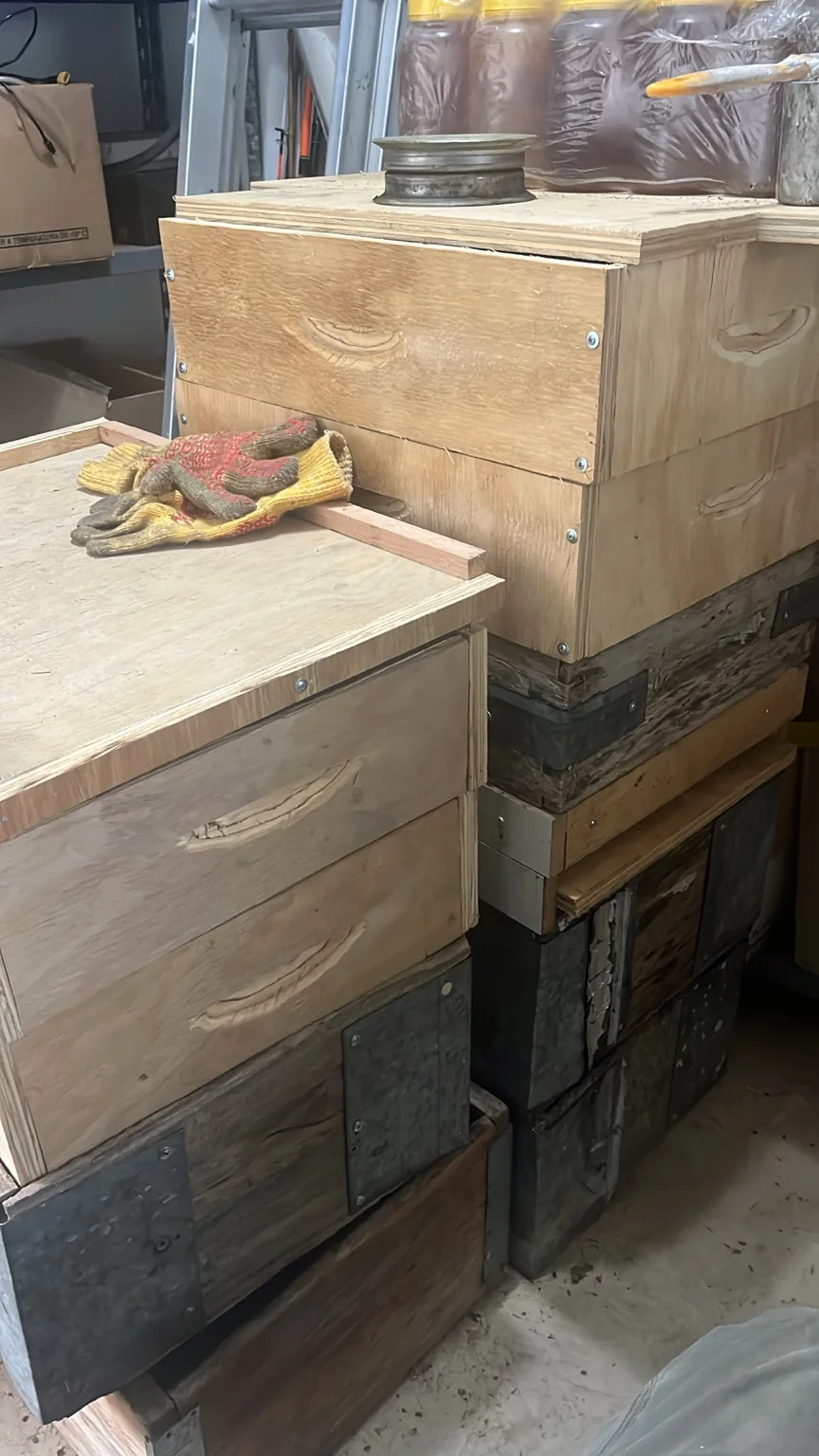 Material apícola construido